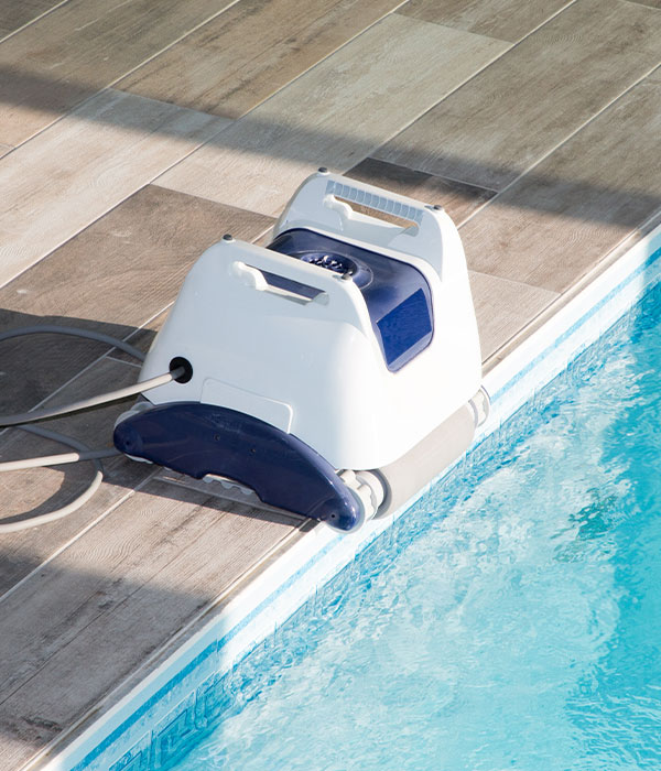 Tech Piscines 34 : nettoyage de piscine à Montpellier, Saint-Aunès & Juvignac